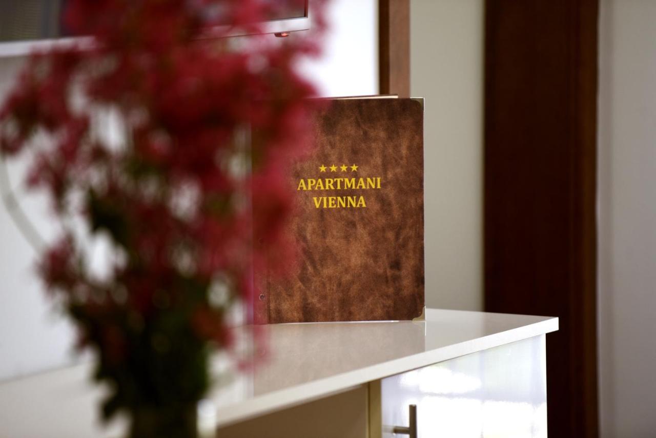 "Mini Hotel Vienna" Apartments Vrnjacka Banja Luaran gambar