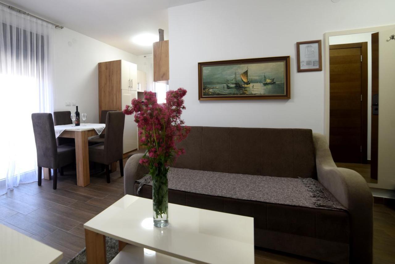 "Mini Hotel Vienna" Apartments Vrnjacka Banja Luaran gambar